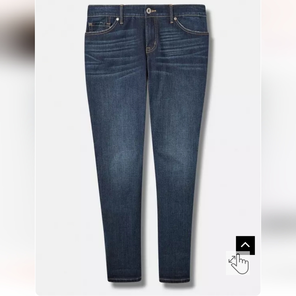 Torrid EXTRA SHORT Boyfriend Straight Vintage Stretch Mid-Rise Jean - Picture 6 of 6